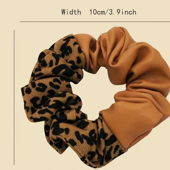 New leopard print scrunchies - Picture 3 of 4